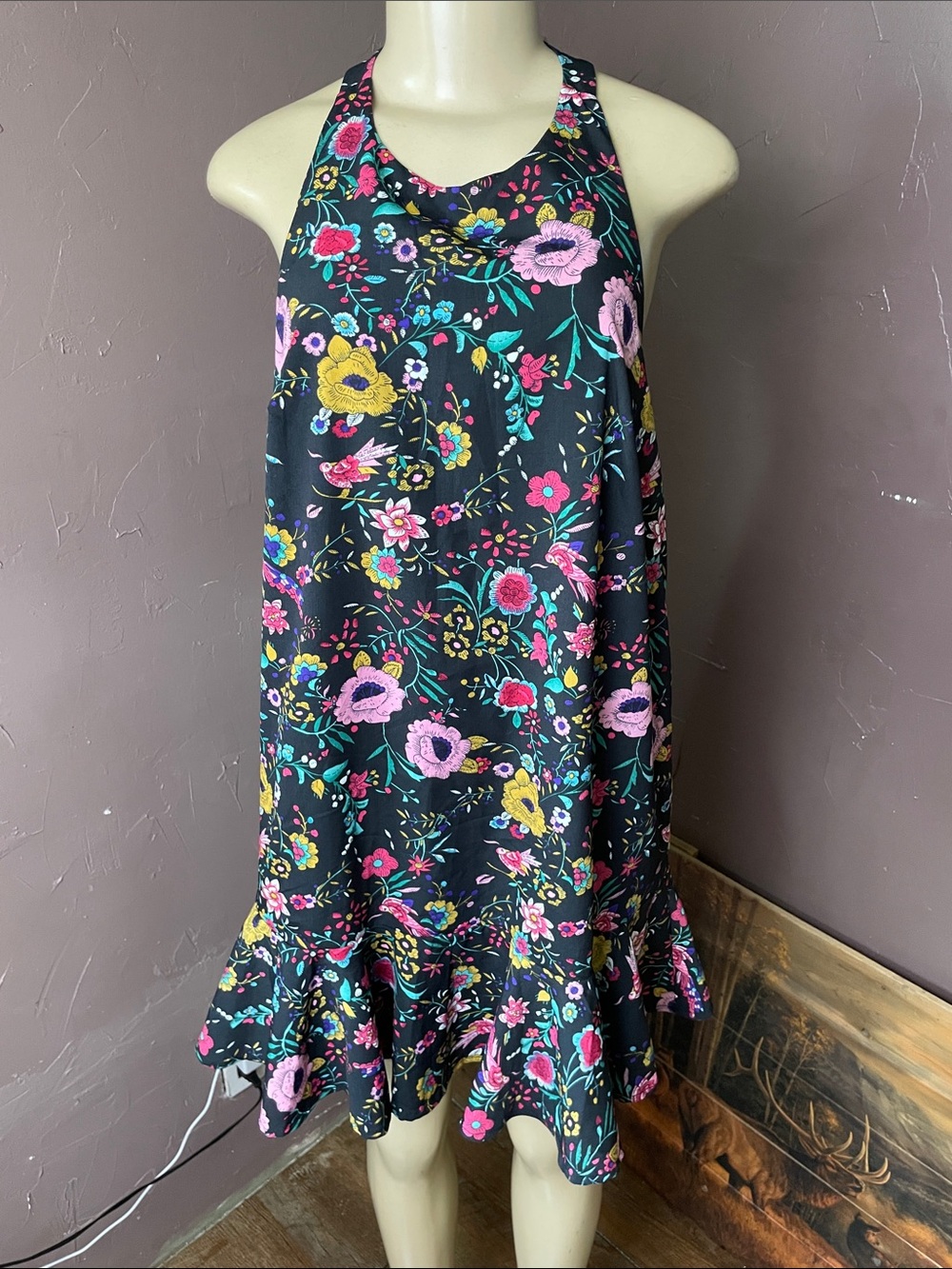 Black Floral Ruffle-Hem Sleeveless Dress